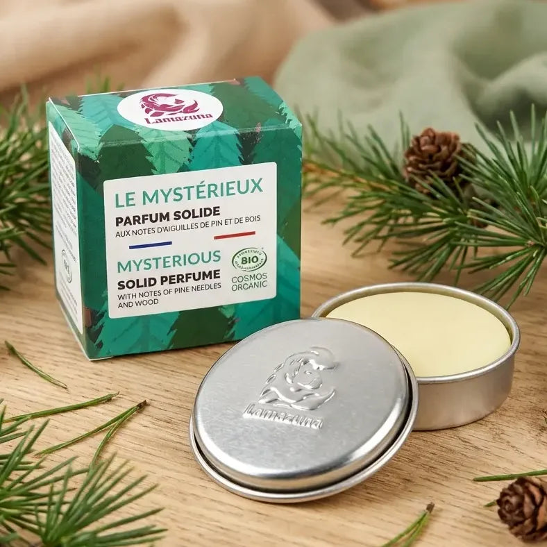 Parfum solide Le Mystérieux Lamazuna 20ml dans son étui métallique doré