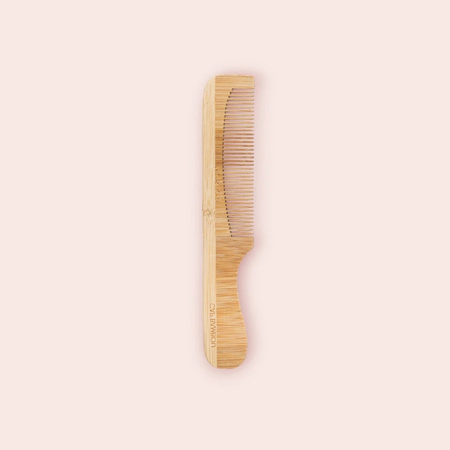 Un peigne à barbe cap bambou