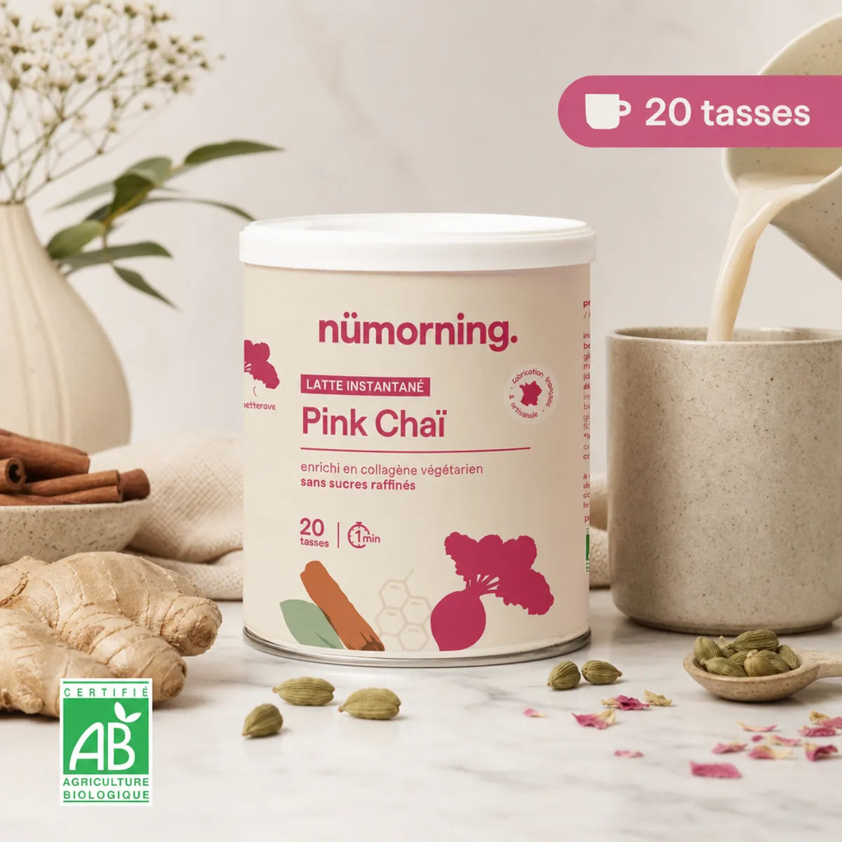 Pink Chai Latte Collagène nüMorning 125g avec épices, gingembre et lait d'avoine versé