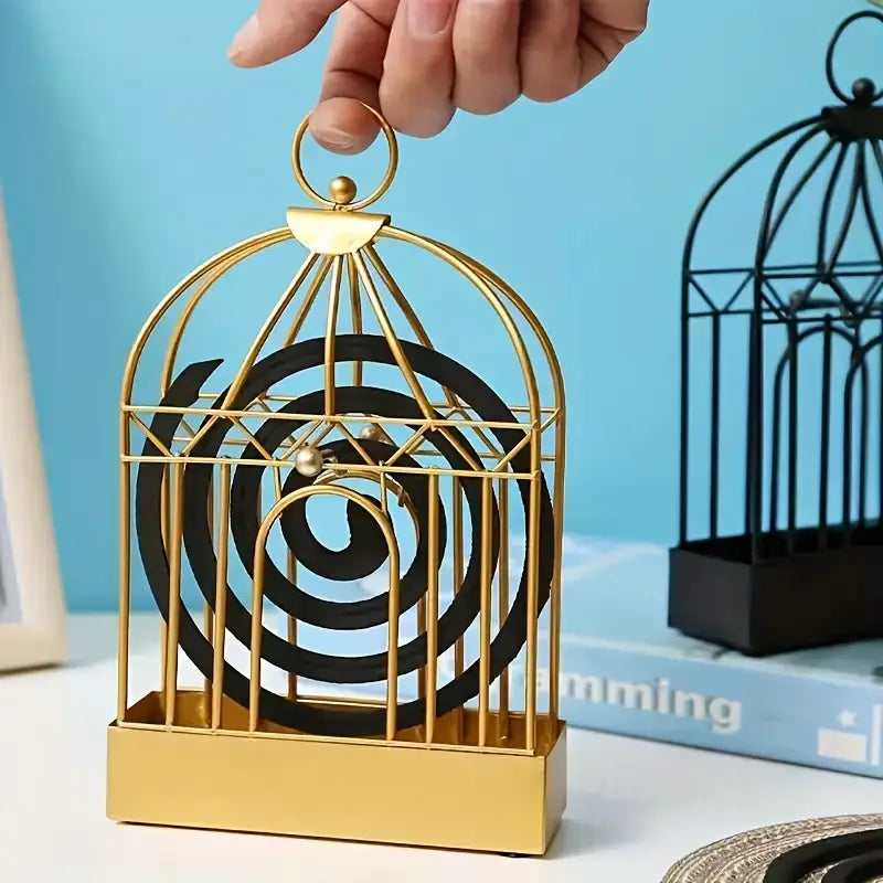 Un Porte encens en métal doré pour Spirales et Bobines