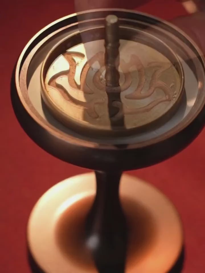 Vidéo montrant l'utilisation de la poudre de bois de santal 