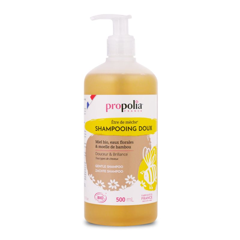 Un flacon pompe de shampooing doux de la marque propolia de 500 ml