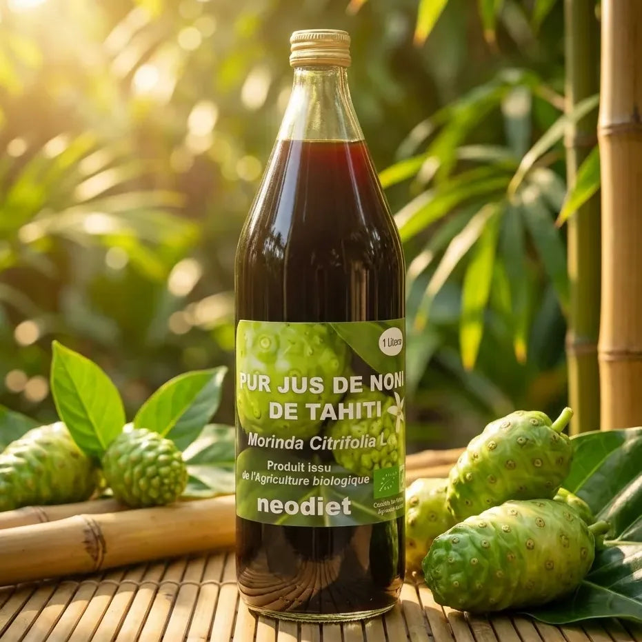 Bouteille Noni bio 1L Neodiet avec fruits frais et éléments tropicaux naturels
