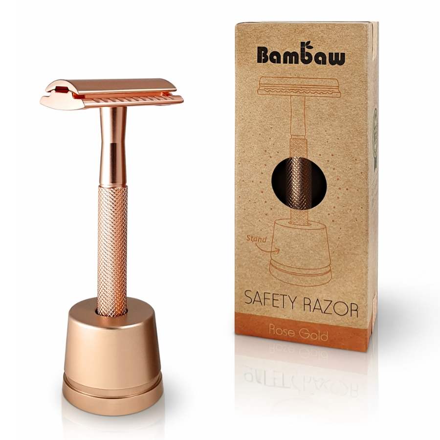 Un Rasoir de sûreté en métal avec socle, couleur Rose gold, de la marque Bambaw