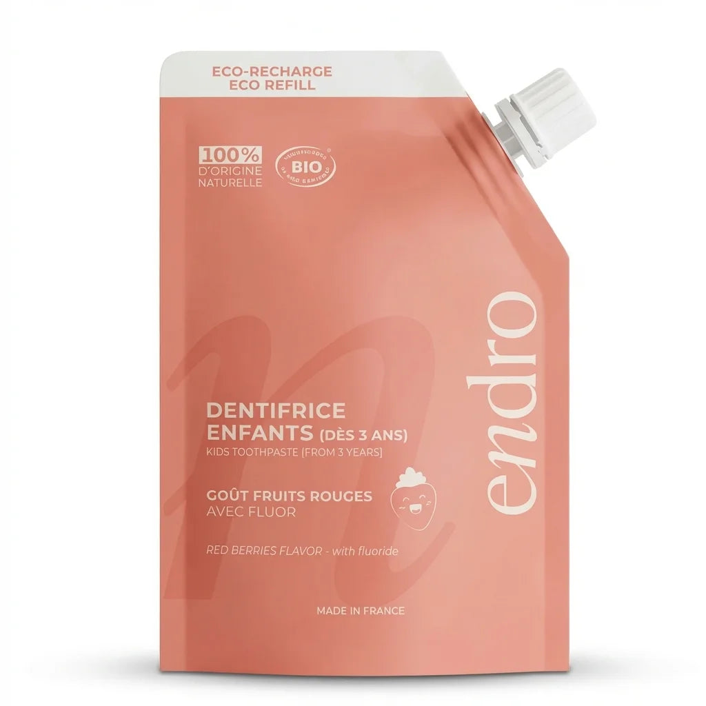 Recharge dentifrice fruits rouges 350g Endro bio certifié sur fond blanc