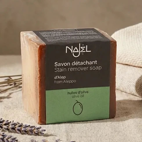 Savon d'Alep Najel 200g sur lin avec lavande et coton, composition minimaliste