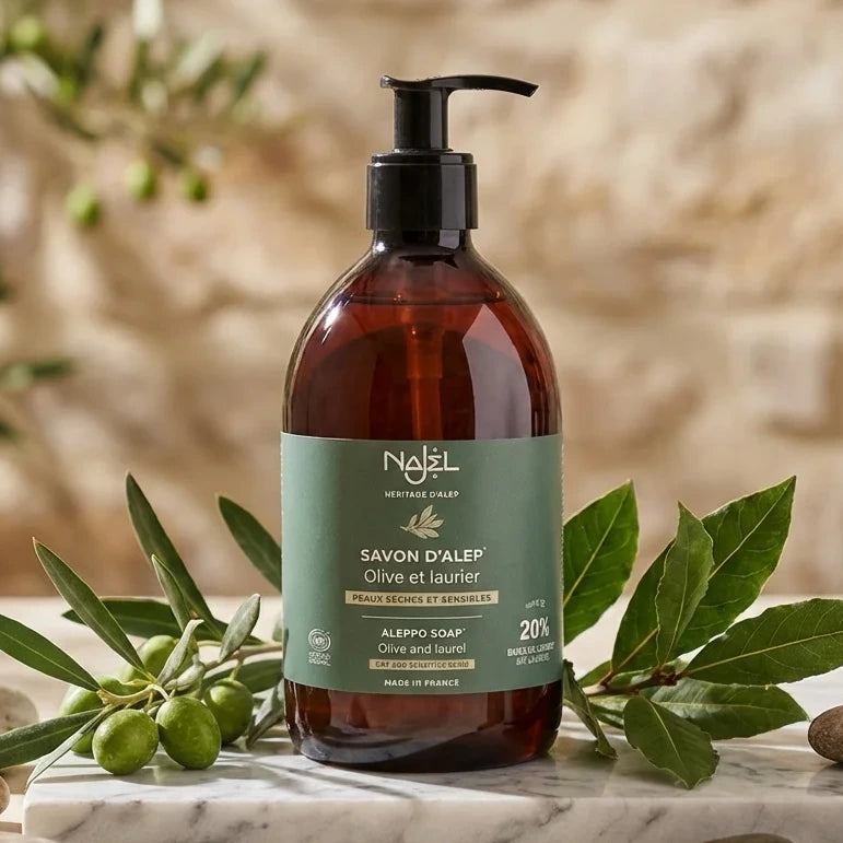 Savon d'Alep liquide Najel 500ml en flacon verre avec branches d'olivier et feuilles de laurier