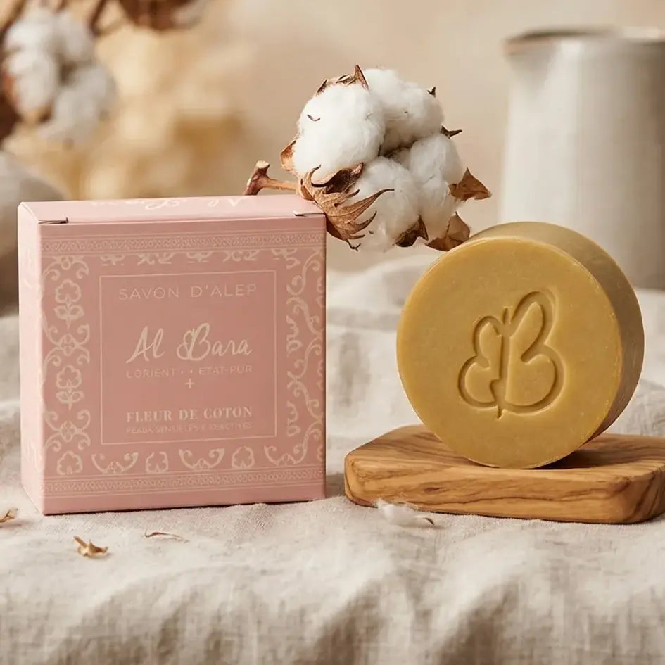 Savon d'Alep Al Bara fleur de coton doré avec emballage rose et fleurs de coton