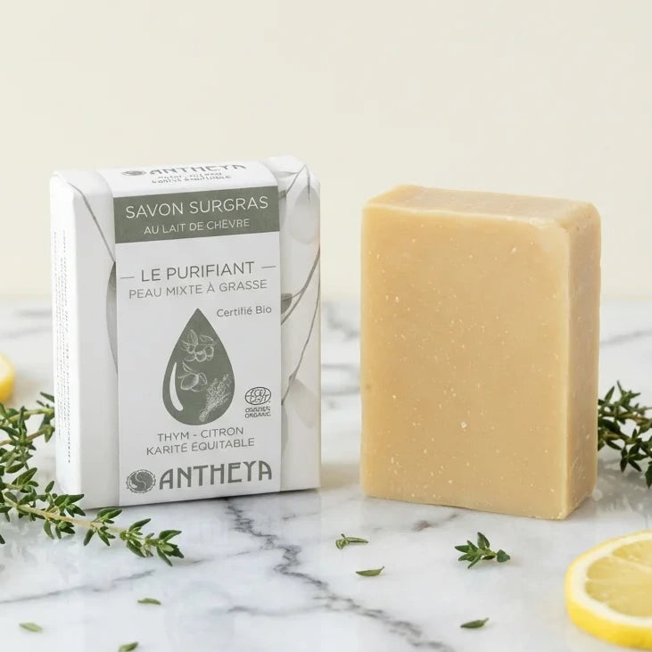 Savon surgras lait de chèvre Antheya 100g sur marbre avec thym et citron
