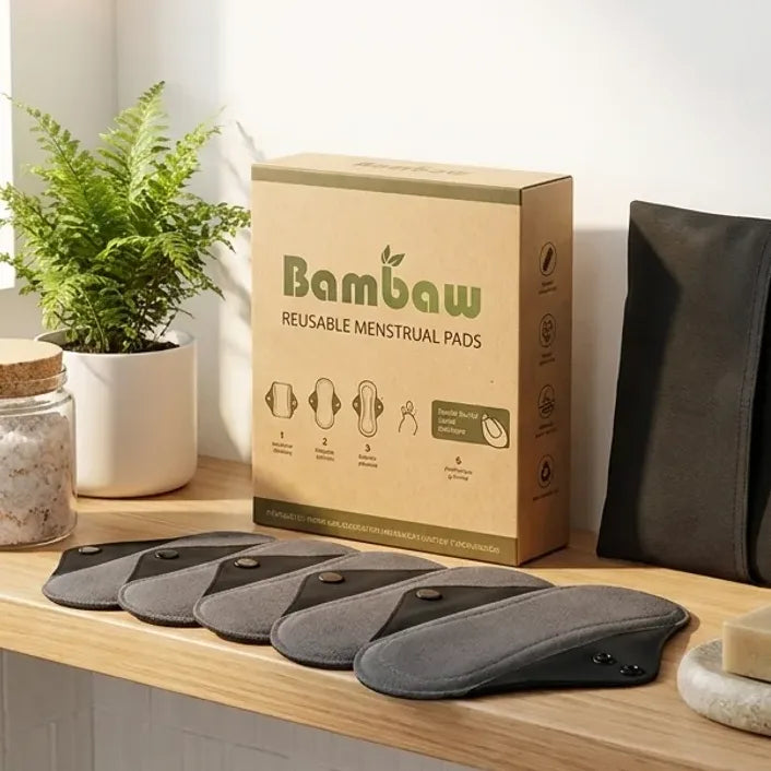Serviettes lavables Bambaw flux mixte avec pochettes de rangement sur étagère