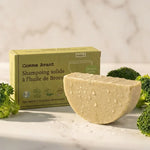 Shampoing solide Comme Avant à l'huile de brocoli pour cheveux bouclés 70g sur marbre blanc