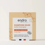 Un shampoing solide pour cheveux bouclés de la marque Endro