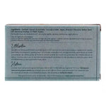 Le dos d'un pack de shampoing solide au pigment bleu ultramarine pour cheveux blonds et blancs de la marque comme avant