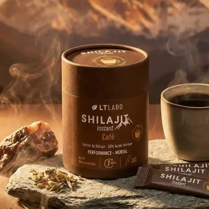 Shilajit instant café LT Labo 30 sticks avec tasse de café sur pierre naturelle