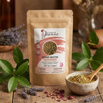 Henné neutre réparateur bio Couleurs de Jeanne 100g sur surface bois avec fleurs séchées