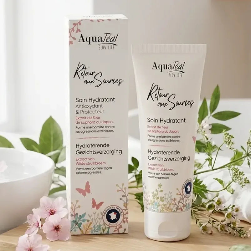 Soin Hydratant Aquatéal 50ml tube blanc avec fleurs, packaging soins visage naturels