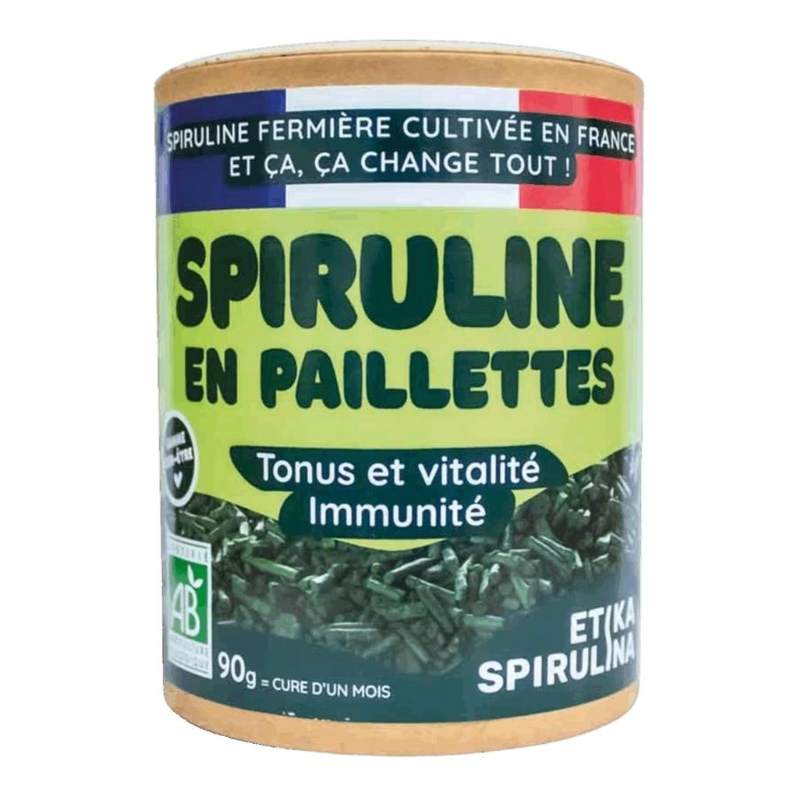 Une boite de Spiruline bio en paillettes (origine France) de 90 g de la marque Etika Spirulina
