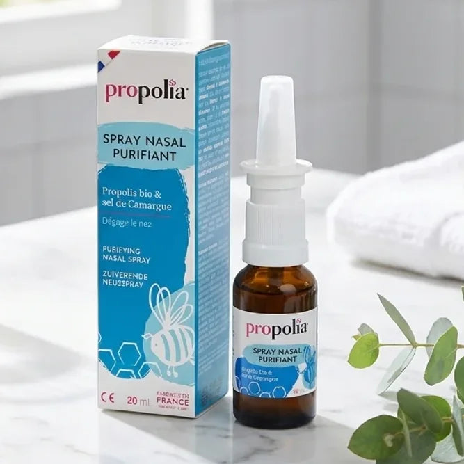 Spray nasal Propolis 20ml décongestionnant naturel avec eucalyptus en salle de bain