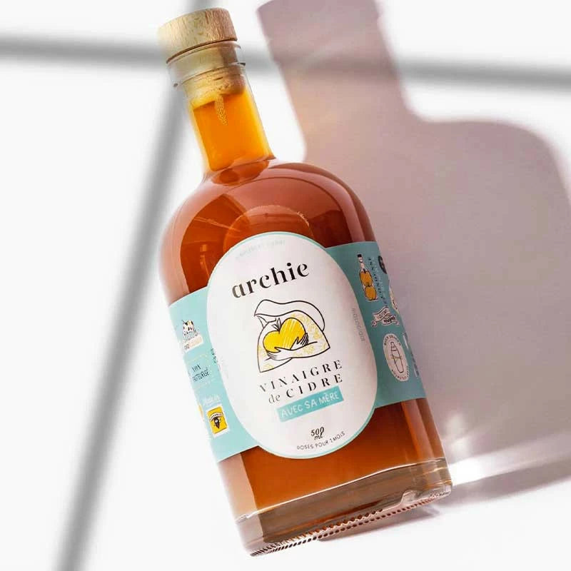 Un bouteille de Vinaigre de cidre bio 500ml Archie